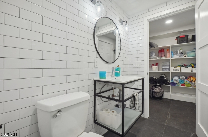 Collins - Residential