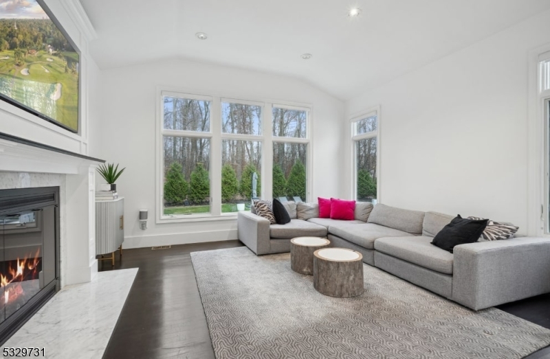 Collins - Residential