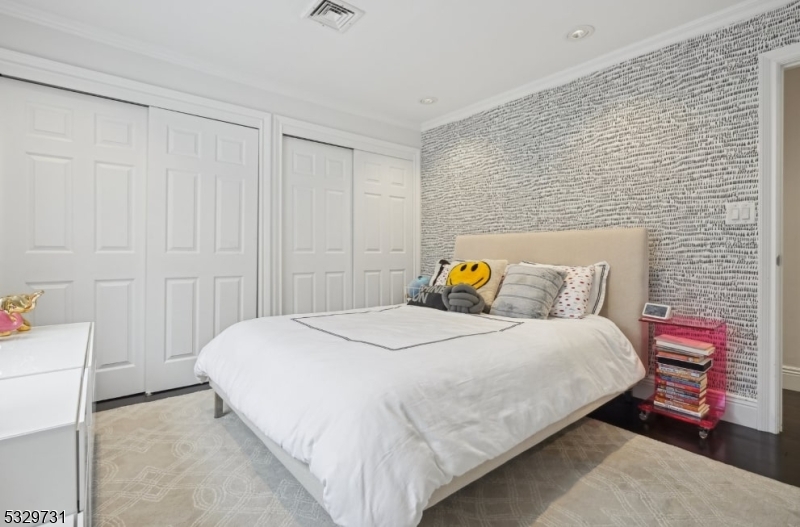 Collins - Residential