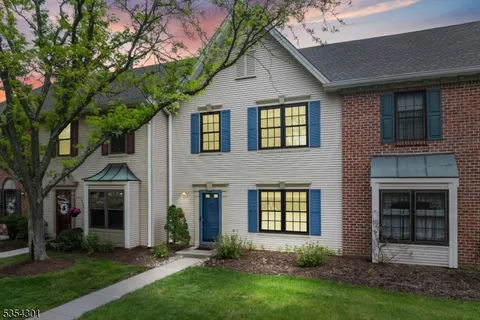 403 Brokaw Ct, Bridgewater Twp., NJ 08807 - MLS#: 3961261