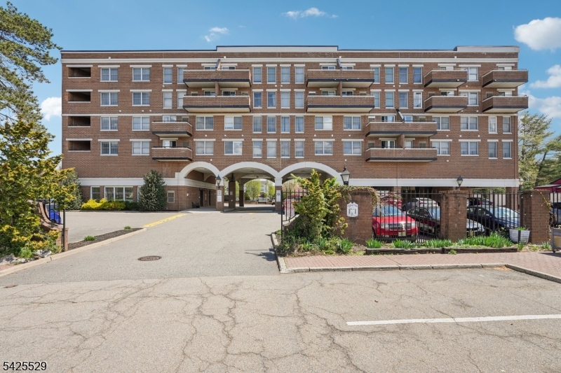 Iron Forge Square - Residential