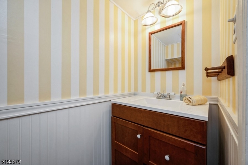 INWOOD AT GREAT NOTCH - Residential