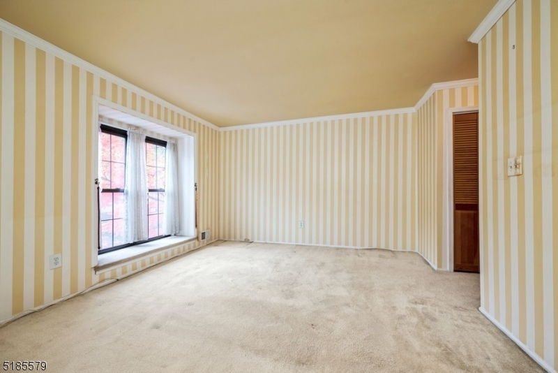 INWOOD AT GREAT NOTCH - Residential