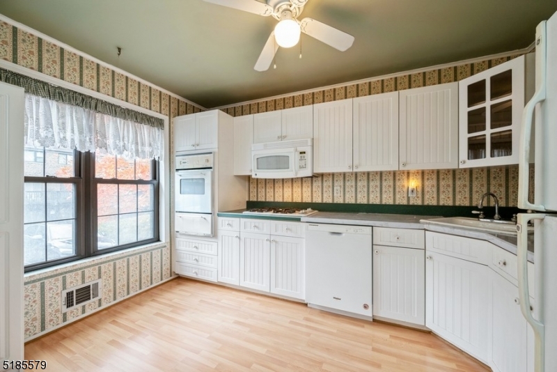 INWOOD AT GREAT NOTCH - Residential