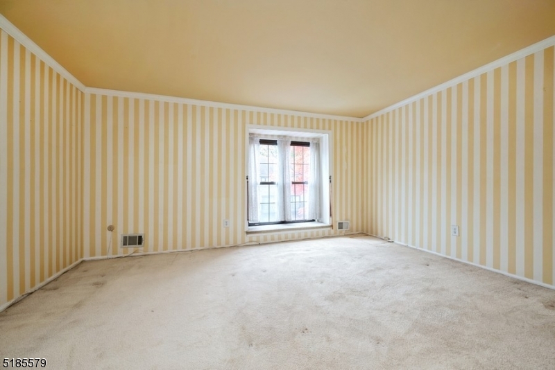 INWOOD AT GREAT NOTCH - Residential