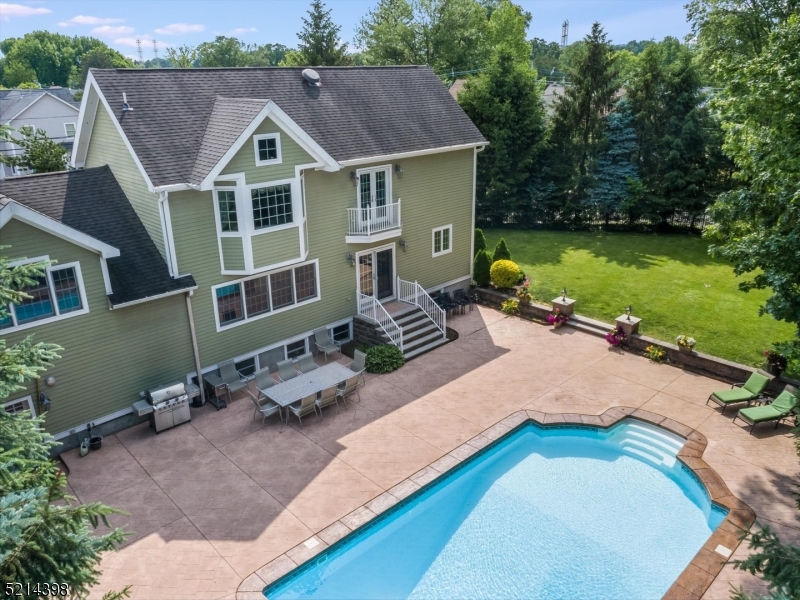 Spring Garden - Residential