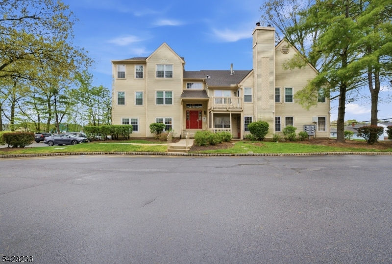 Evergreen Condos - Residential