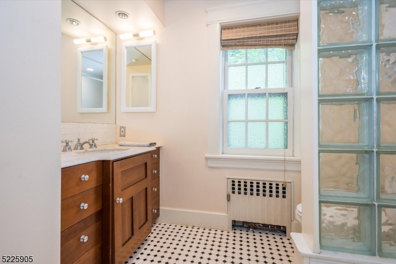 Upper Montclair - Residential