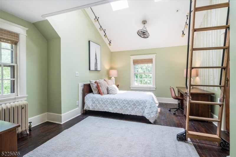 Upper Montclair - Residential