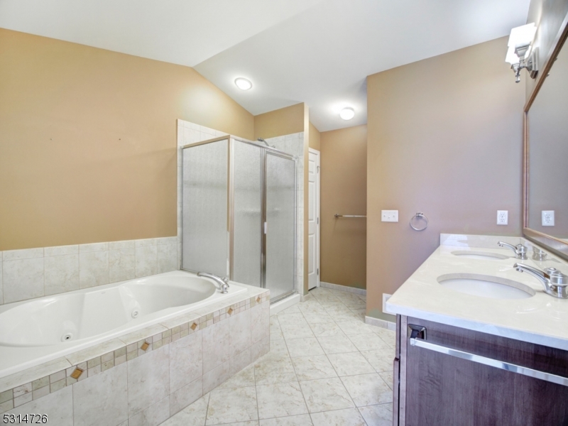 Morris Chase - Residential