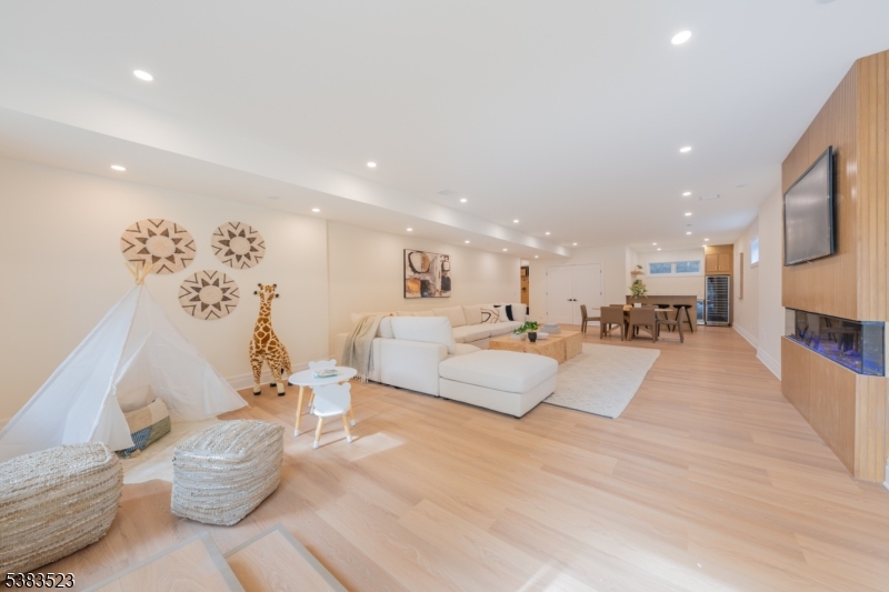 Old Short Hills - Residential