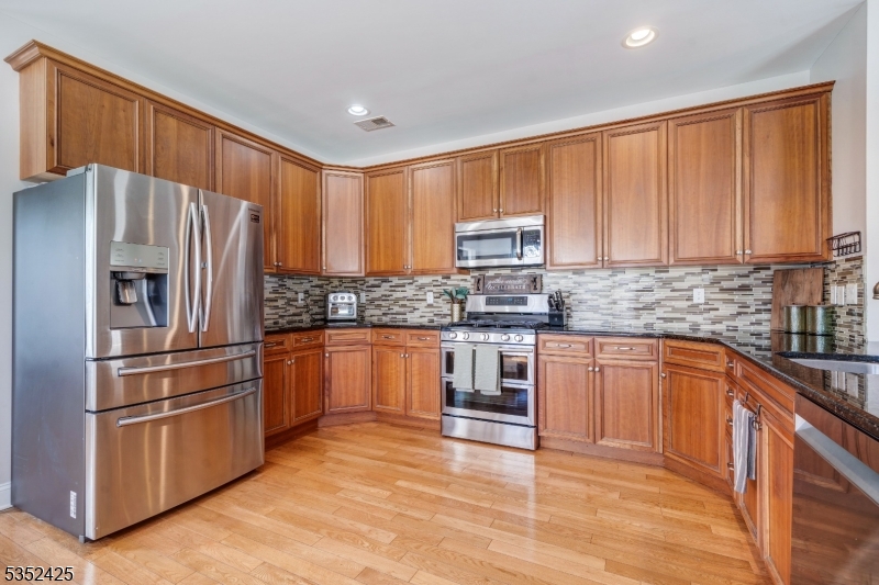 Farrington Lake - Residential