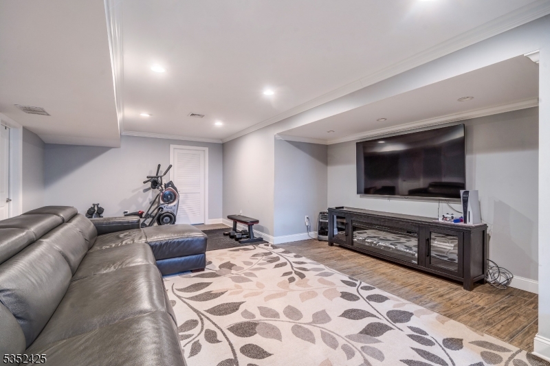 Farrington Lake - Residential