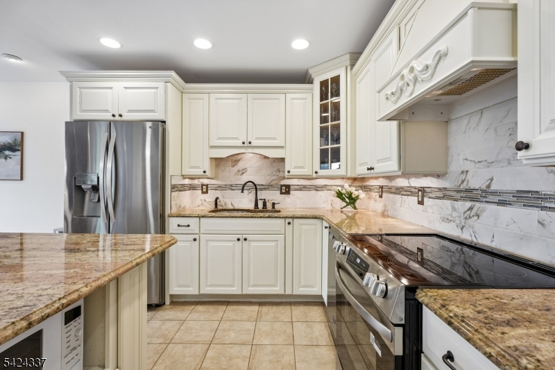 Lindsley Heights - Residential