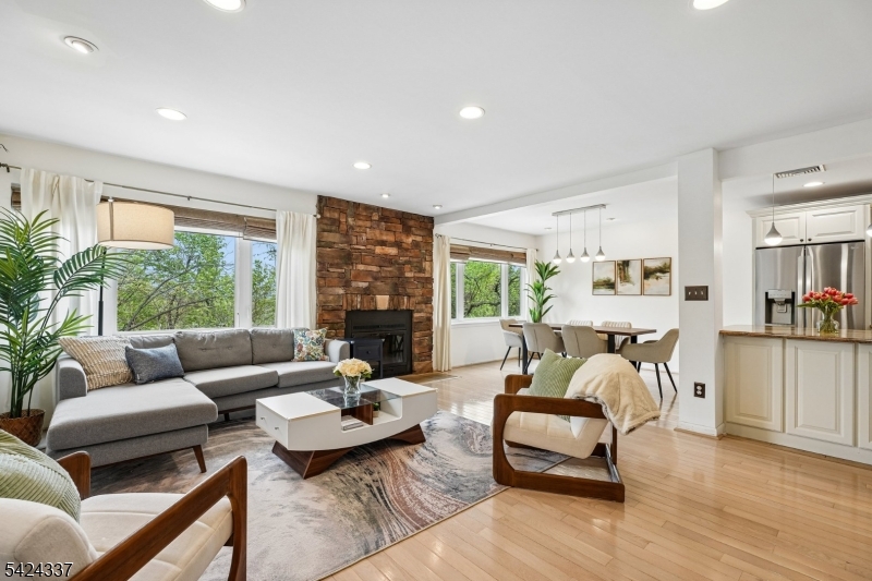 Lindsley Heights - Residential