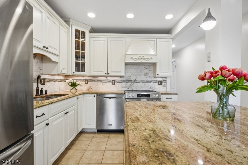 Lindsley Heights - Residential