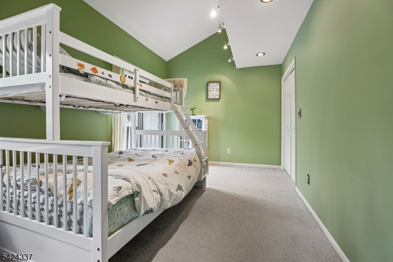 Lindsley Heights - Residential