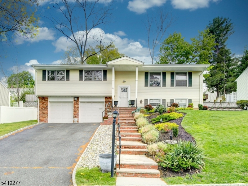 Englishtown - Residential