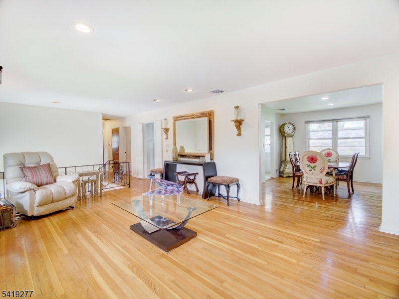 Englishtown - Residential