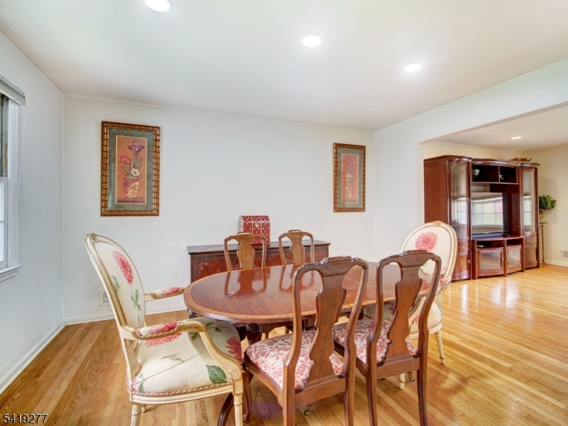 Englishtown - Residential