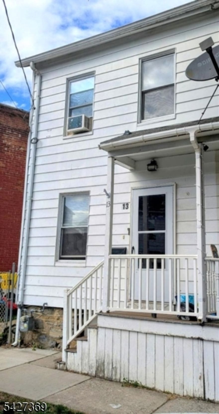 STARTER HOME OR INVESTMENT PROPERTY!! Looking for an alternative to renting, or to add to your investment portfolio this property is for you. Cozy home with 3 bedrooms (attic is finished) large eat in kitchen, laminate floors and gas heat and appliances. Easy access to Rt. 22