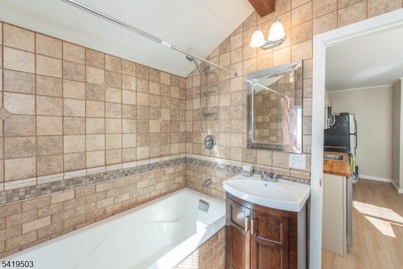 Upper Greenwood Lake/Hewitt - Residential