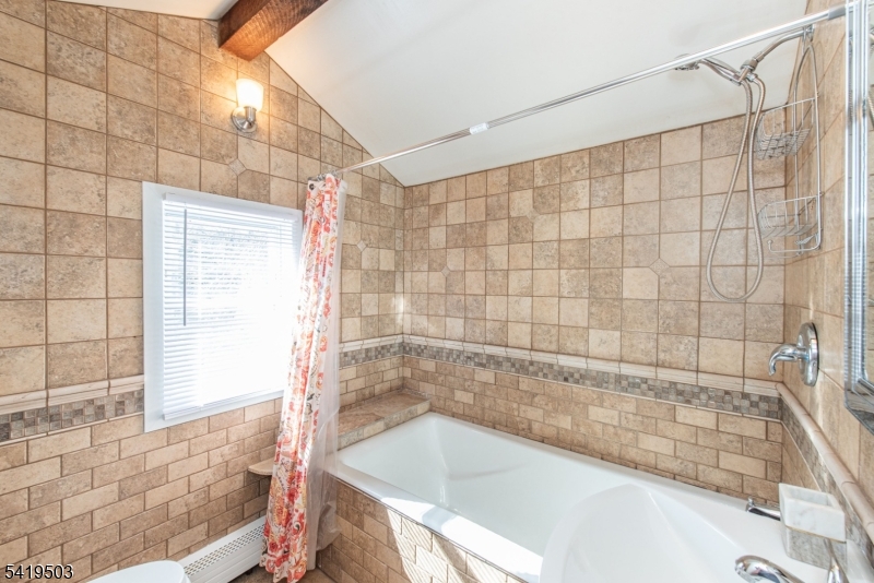 Upper Greenwood Lake/Hewitt - Residential