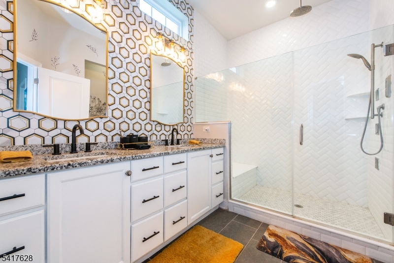 Regency at Flanders - Residential