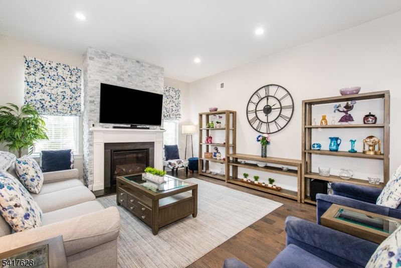 Regency at Flanders - Residential