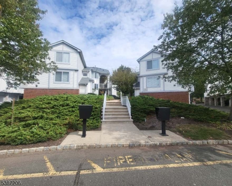 $2,300/ month -1203 Jesse Way, Piscataway, NJ 1 bedroom, 1 bath - Plus a Bonus space which can be used as a den, an office or guest space. Tenant pays all utilities. Welcome to this well-maintained rental in the desirable Commons community of Piscataway! Conveniently located just minutes from Rutgers University (Busch & Livingston campuses), this home is perfect for commuters, students, and professionals alikeEnjoy easy access to Route 18, I-287, the NJ Turnpike, and nearby NJ Transit service from New Brunswick for a smooth commute to NYC. Close to major hospitals including Robert Wood Johnson University Hospital and Saint Peter's University Hospital.Shopping, dining, and everyday conveniences are all nearby, along with outdoor recreation at Johnson Park and Rutgers Ecological Preserve.Located in the Piscataway Township School District, this home offers a great combination of comfort, location, and value.$2,300/month   Available now " schedule your showing today!   Can be rented furnished.  Call for additional details