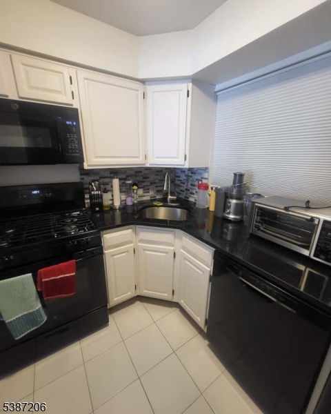 The Commons at Piscataway - Residential Lease