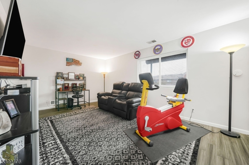 Highview At Hawthorne - Residential