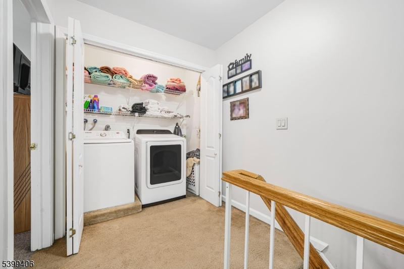 Highview At Hawthorne - Residential