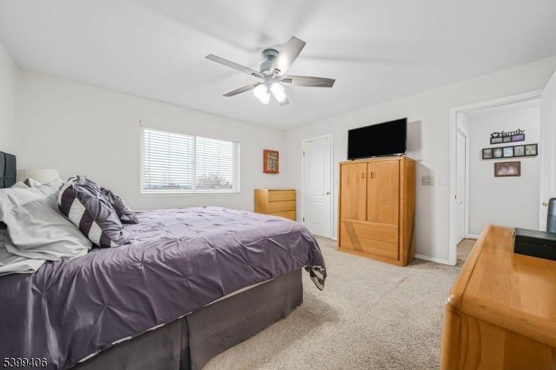 Highview At Hawthorne - Residential