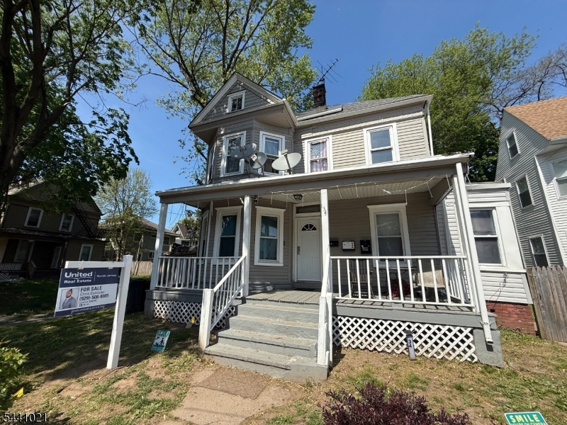 Photo 1 of 16 — 34 Cumberland Ave 2, Trenton City, NJ 08618