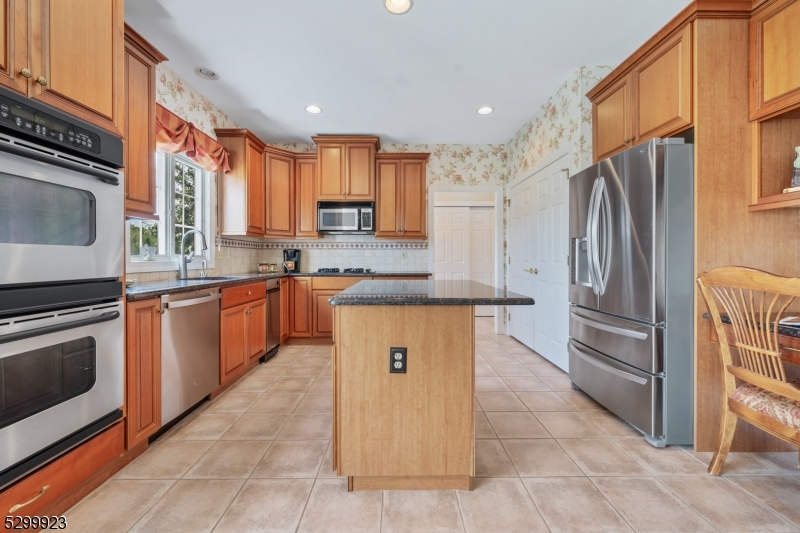 Country Classics - Residential