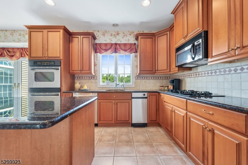 Country Classics - Residential