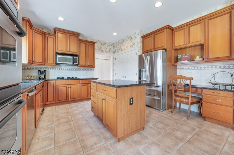 Country Classics - Residential