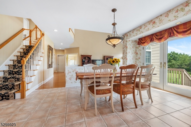 Country Classics - Residential