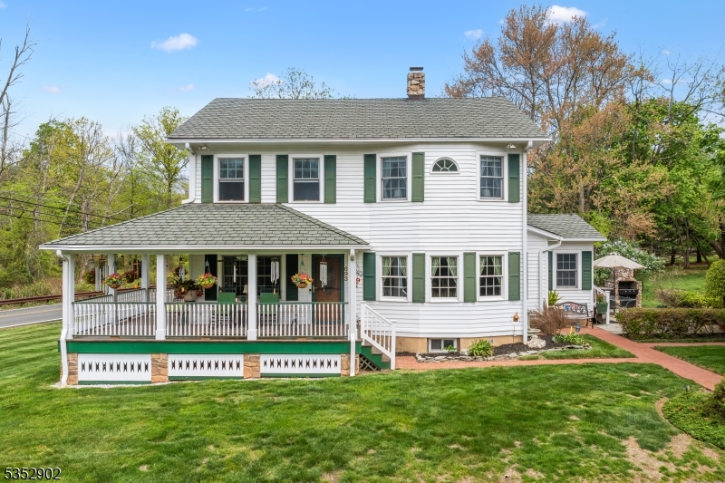 693 Weston Canal Rd