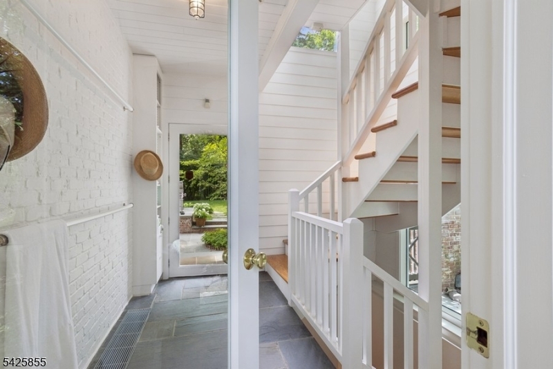 Farley - Residential