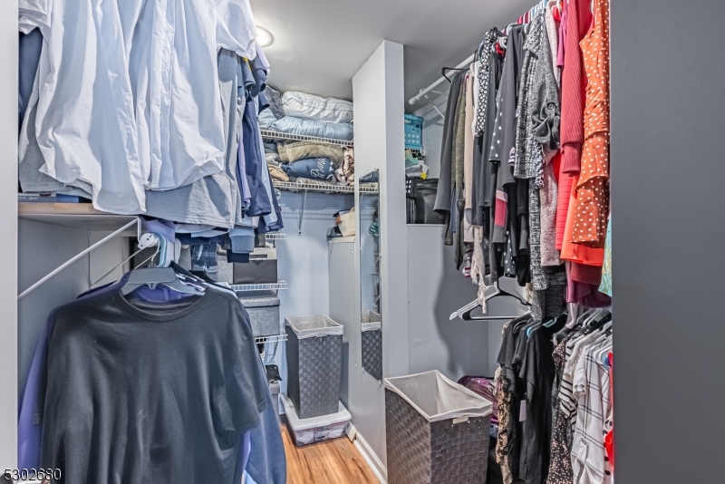 Mountainview Manor - Residential