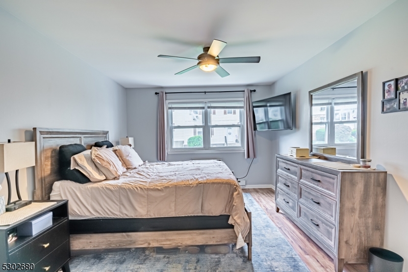 Mountainview Manor - Residential