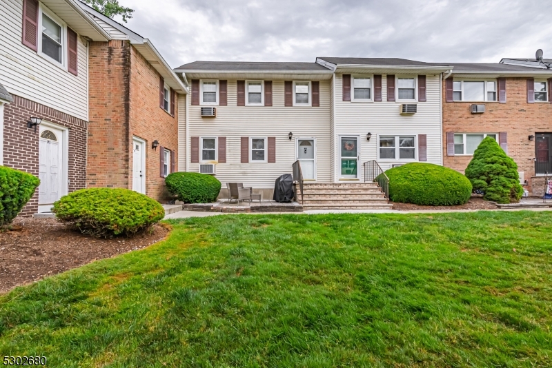 Mountainview Manor - Residential