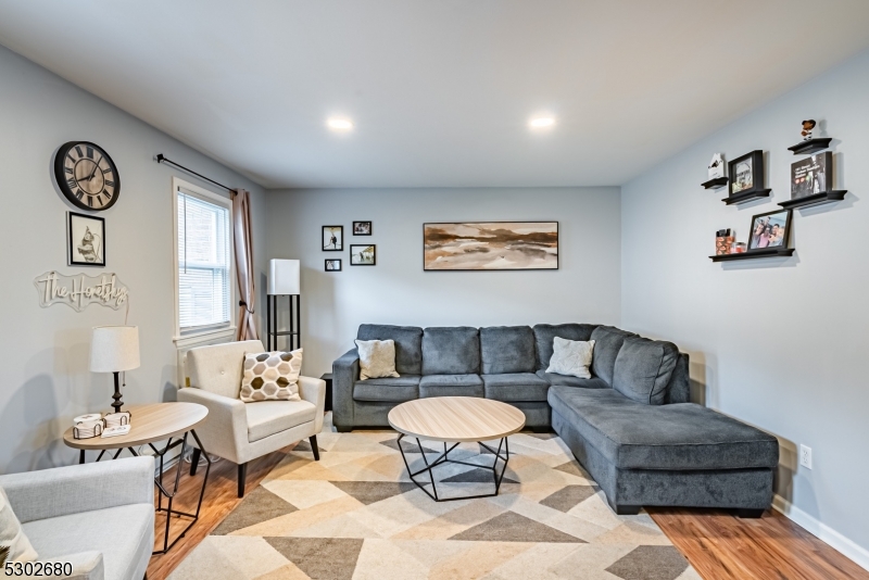 Mountainview Manor - Residential