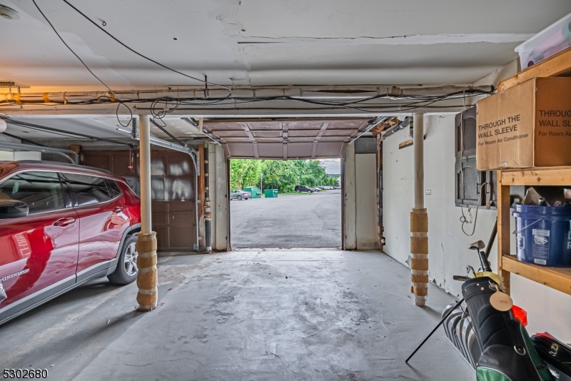 Mountainview Manor - Residential