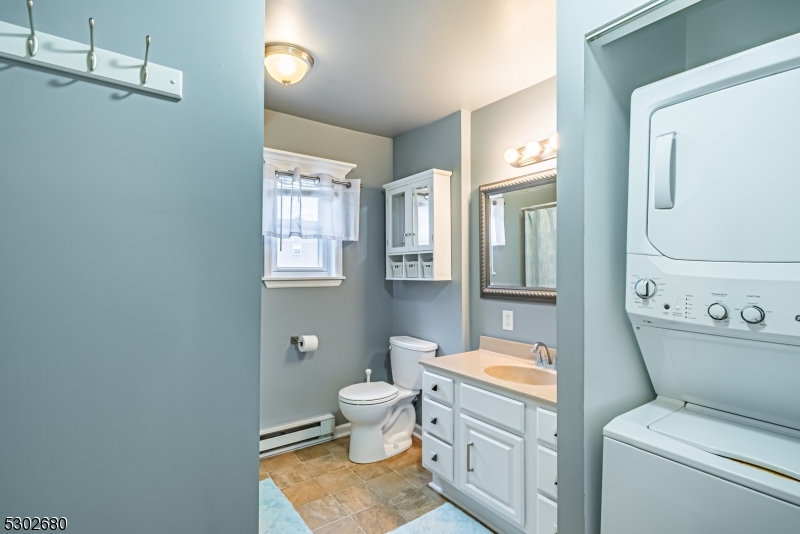 Mountainview Manor - Residential