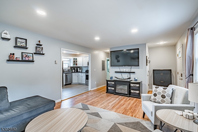 Mountainview Manor - Residential