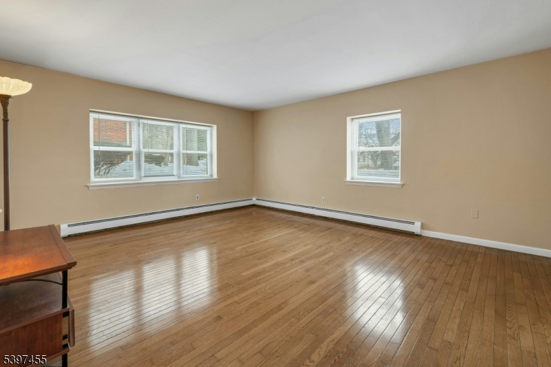 Manor II - Residential