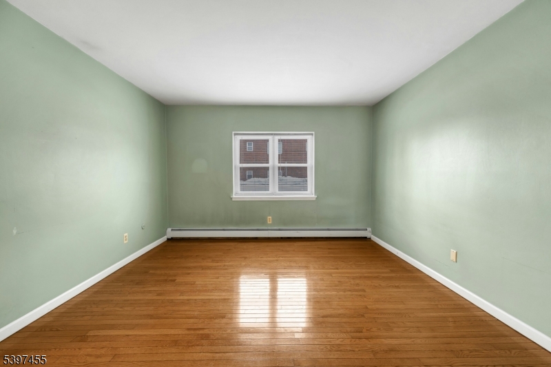 Manor II - Residential